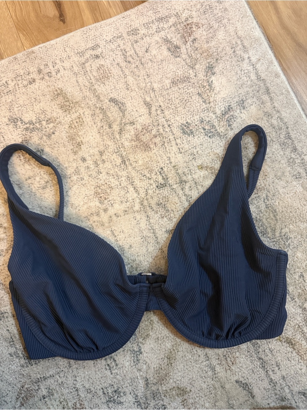 Abercrombie & Fitch - Curve Love- High Apex Bikini Top-Size small - Navy